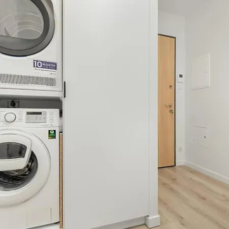 Hallera 134 M125 Apartment